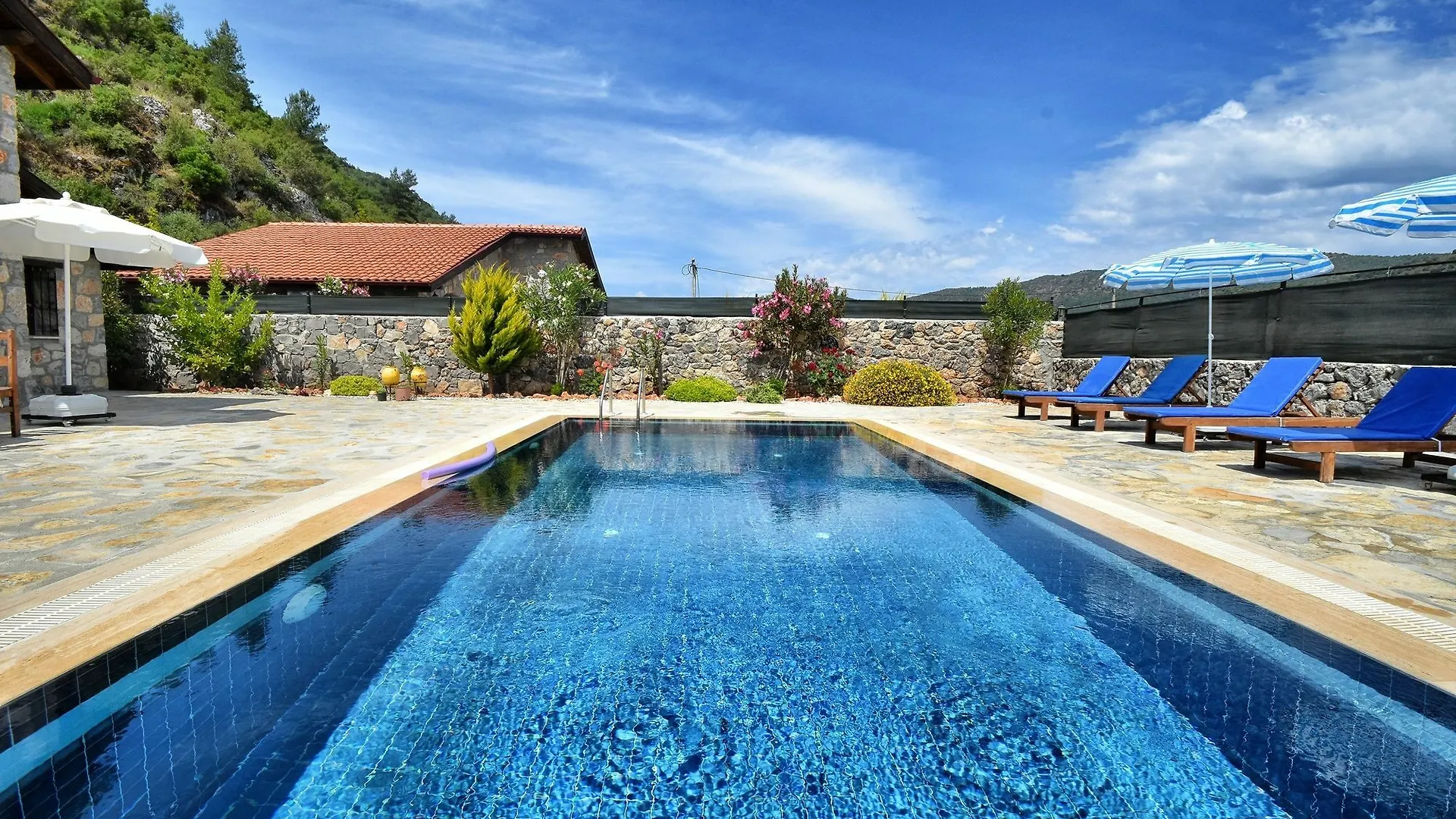 Kay2700 Villa Ferah3 3 Bedrooms Oludeniz 0*,  Turecko
